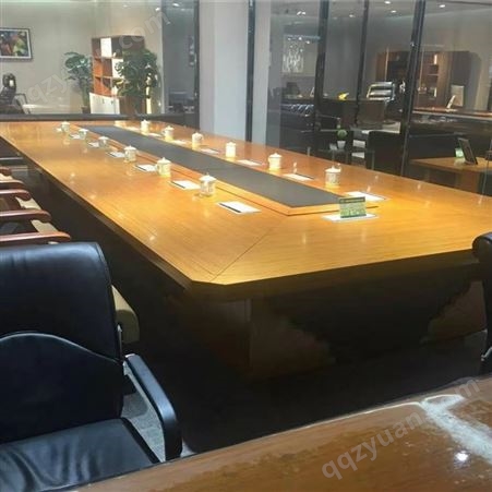 大型办公会议桌 实木油漆开会桌  品种规格齐全 办公家具