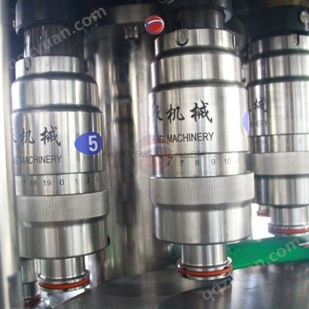 全自动饮料灌装机生产线三合一灌装机碳酸饮料灌装机