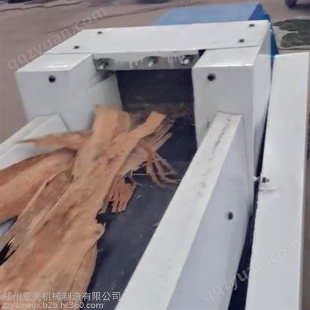 郑州亚美艾叶粉碎机图片 艾蒿粉碎机型号 艾叶粉碎机厂价