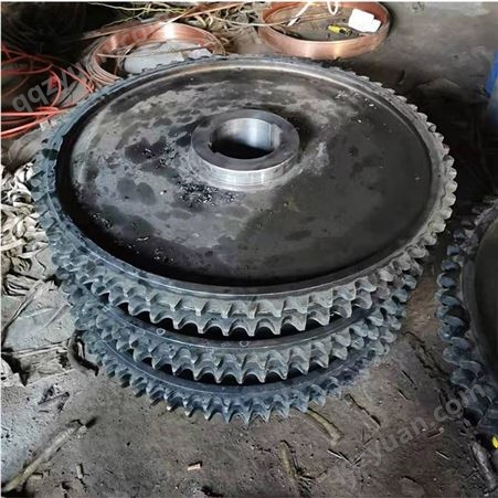铸钢齿轮 工业齿轮 齿轮轴 亿丰金属生产