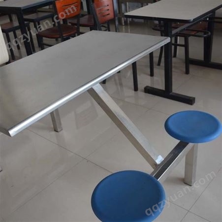 商用工地不锈钢餐桌椅 陕西加固款8人连体餐桌椅