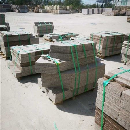 新疆石材 新疆棕钻直销 棕钻薄板批发价格 幕墙石材