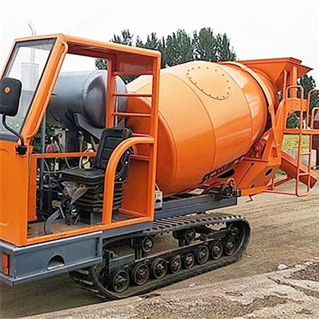 国沃重工 履带式混凝土运输车 加厚罐混凝土运输车 全地形水泥罐车