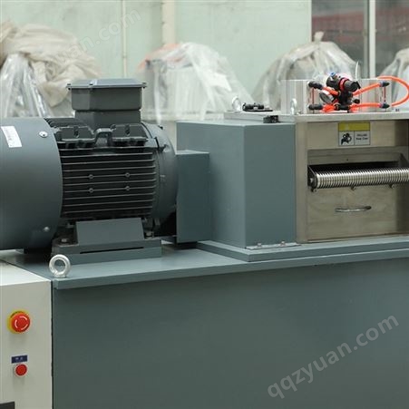科飞橡塑机械生产销售900型台式龙门切粒机