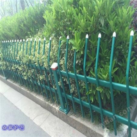 重庆锌钢草坪护栏 工厂锌钢围栏 甘肃草坪围栏 金彦 实体厂家